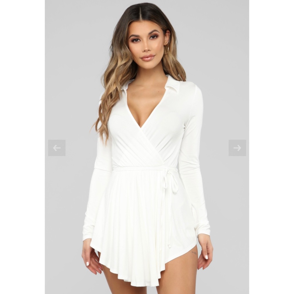 Brand New Fashion Nova Long Sleeve Romper 🤍